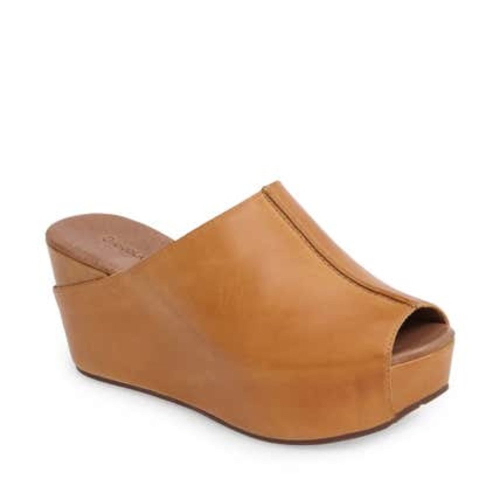 Chocolat Blu Wynn Peep Toe Mule (Women) - Size 7